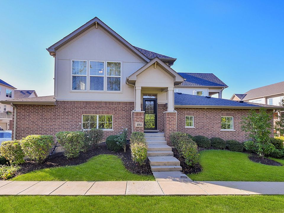 1st image of 484 Woodmoor Dr