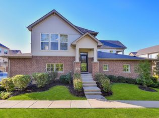 484 Woodmoor Dr, Lombard, IL 60148