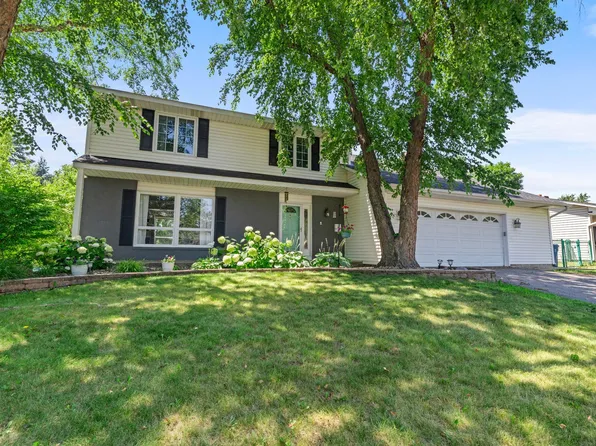 10500 Utah Rd, Bloomington, MN 55438