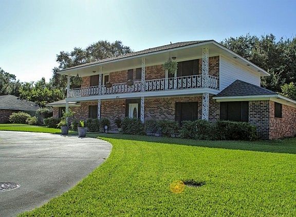 3rd image of 8511 Plantation Dr
