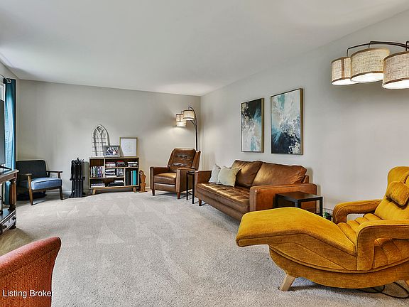 5th image of 5198 Orphan Ln
