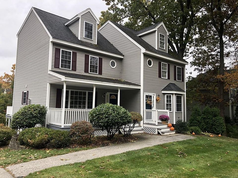 1st image of 12 Hawthorne Pl #0