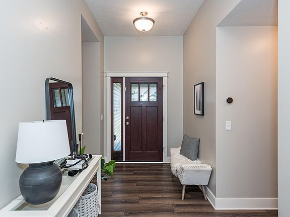 5th image of 3968 Sidehill Dr