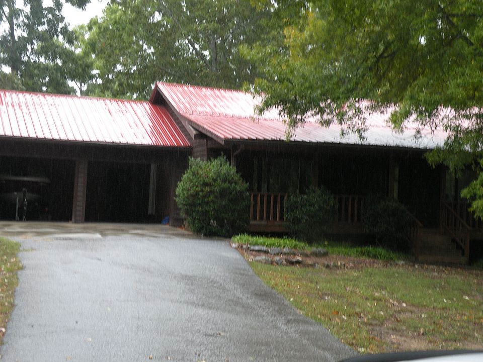 attached closed carport 2 cars