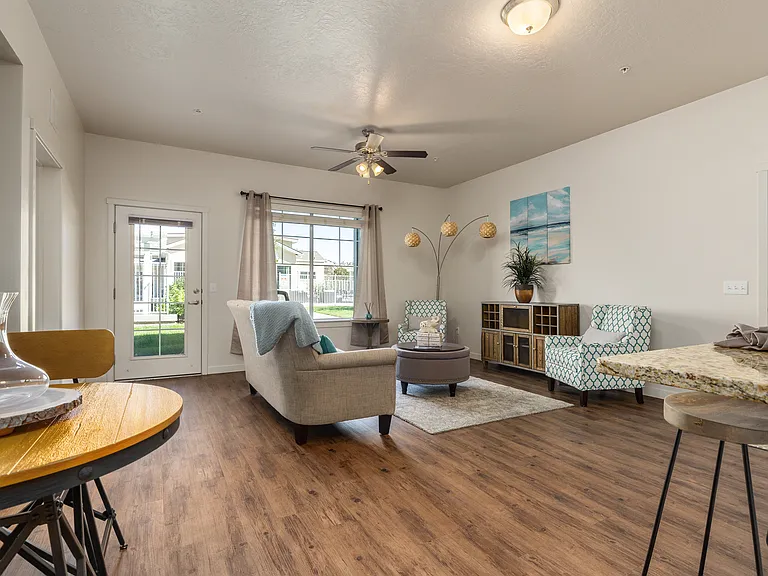 HighPoint on Overland — Photo 16