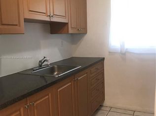 2450 NE 188th St #2452, Miami, FL 33180