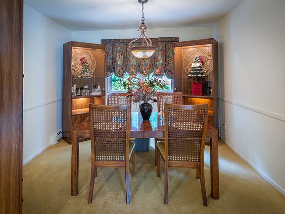 5th image of 71 Olcott Ave