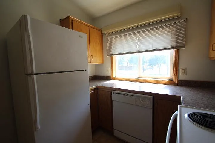 1 bed, 1.0 bath, 672 sqft, $900 — Photo 3