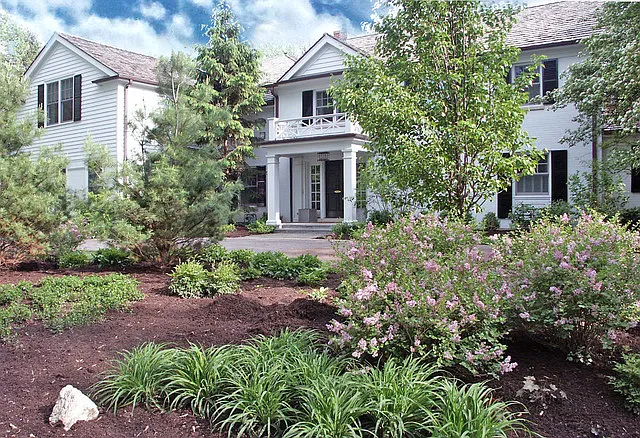 150 Woodley Rd photo 1