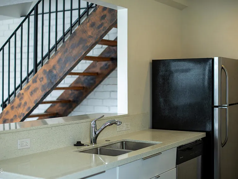 147 Fillmore Ave — Photo 8