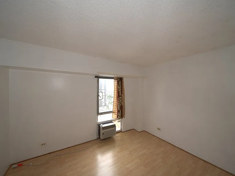 430 Keoniana St #1-1114 — Photo 5