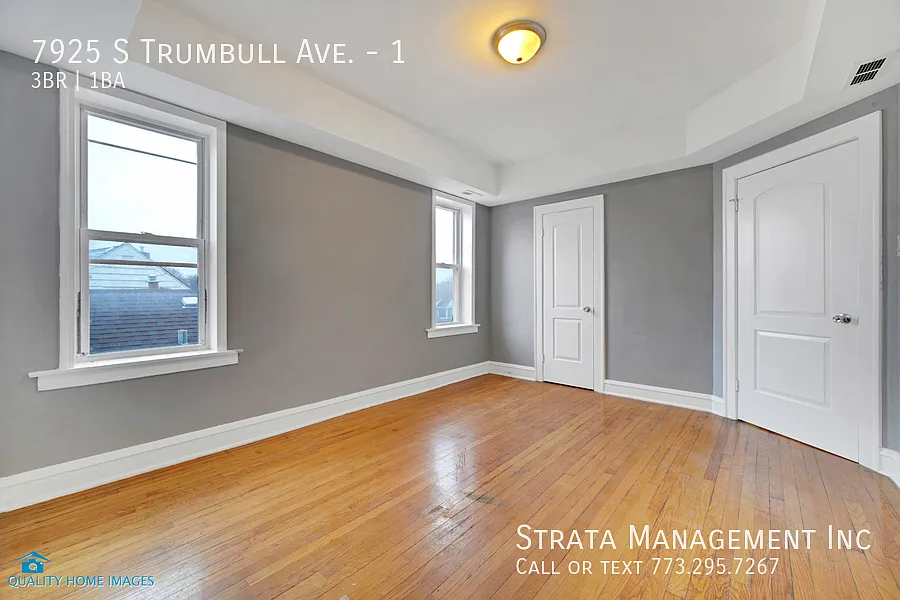 7925 S Trumbull Ave - 1 — Photo 4