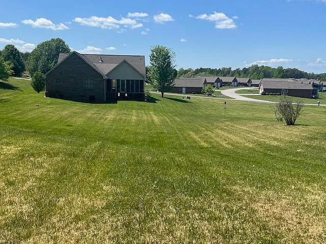 343 Governors Ln — Photo 3