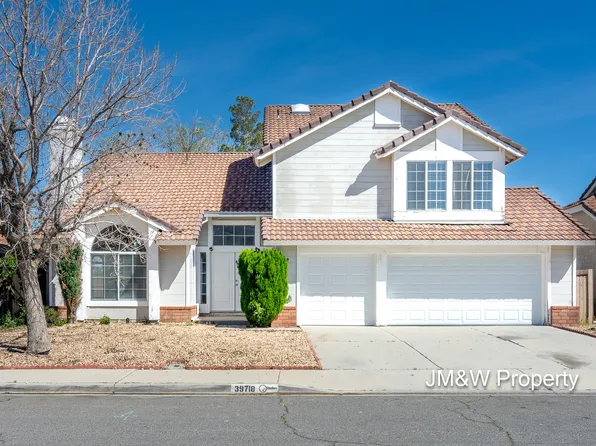 39718 Dover Dr, Palmdale, CA 93551