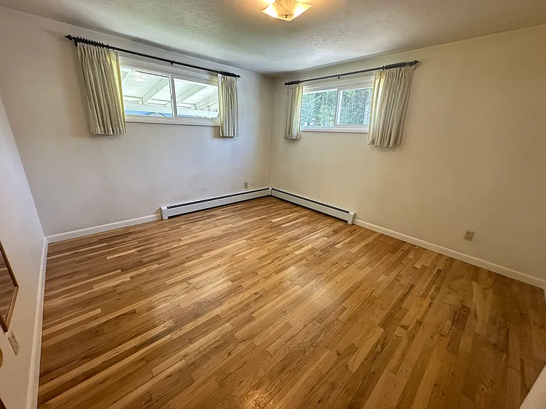 33 W Evergreen Dr — Photo 23