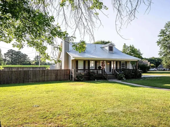 1506 Bower Dr SE, Cullman, AL 35055