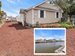81 Dolphin Rd, Tuckerton, NJ 08087