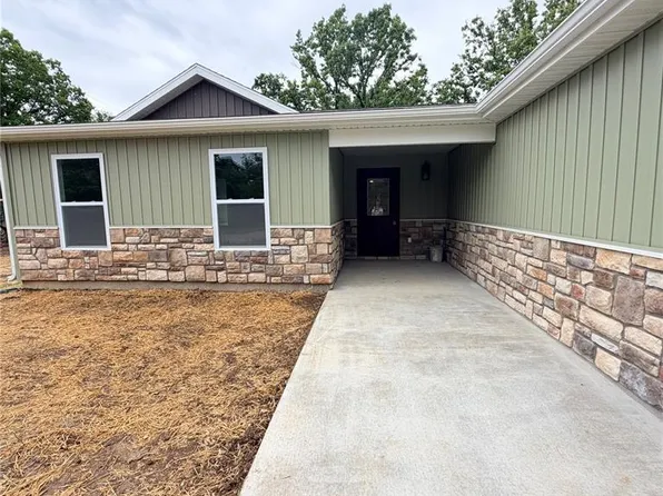 13244 Half Dr, Dixon, MO 65459