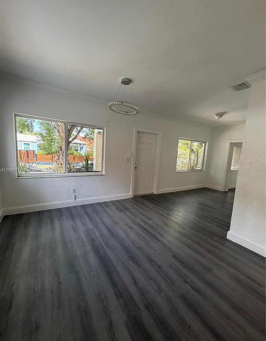 328 SW 15th Ave #328 — Photo 4