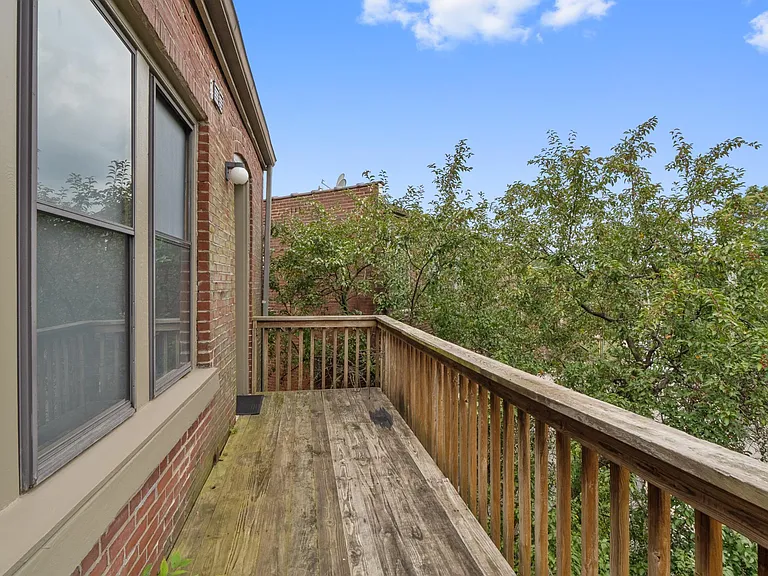 5803 Waterman Blvd #3W — Photo 17