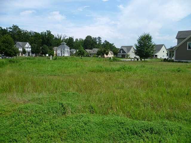 2nd image of 16 Deering Way
