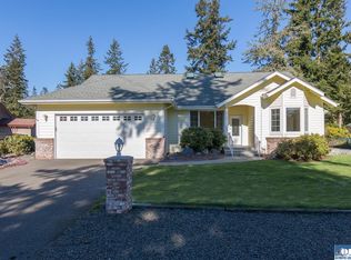 158 Madigan Pl, Sequim, WA 98382