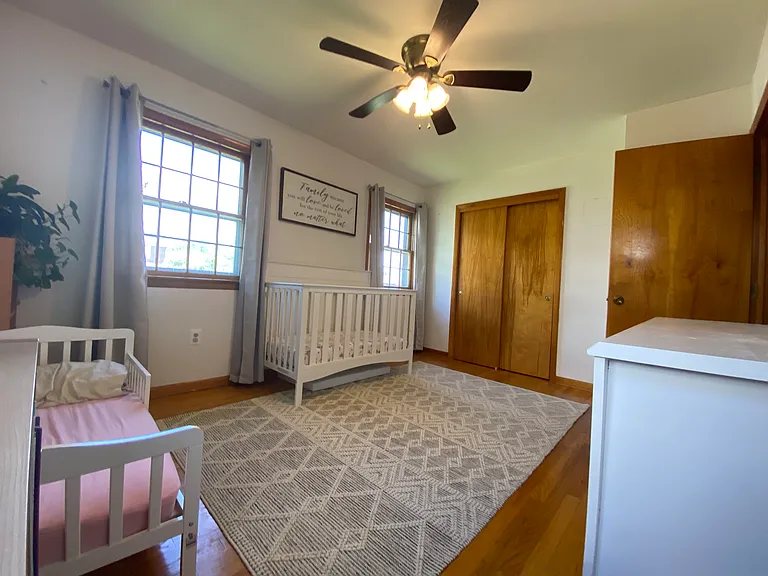 1006 Young Pl — Photo 9