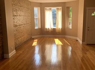 2821 N Sacramento Ave #2, Chicago, IL 60618