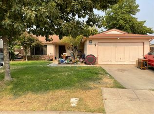 2546 N Cecelia Ave, Fresno, CA 93722