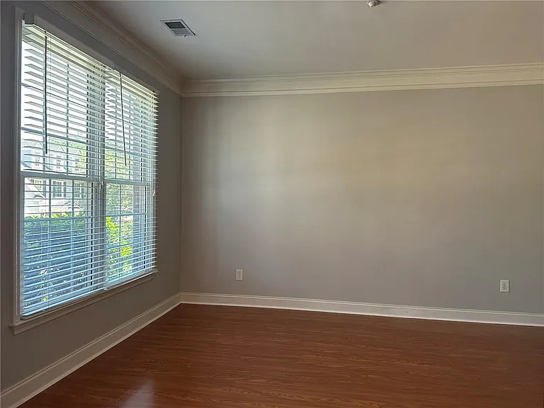 669 Maple Grove Way — Photo 12