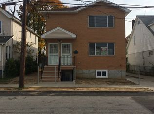 188-66  120 Rd, St Albans, NY 11412