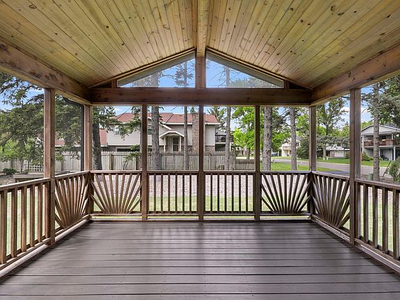 4th image of 5639 Park Place Dr