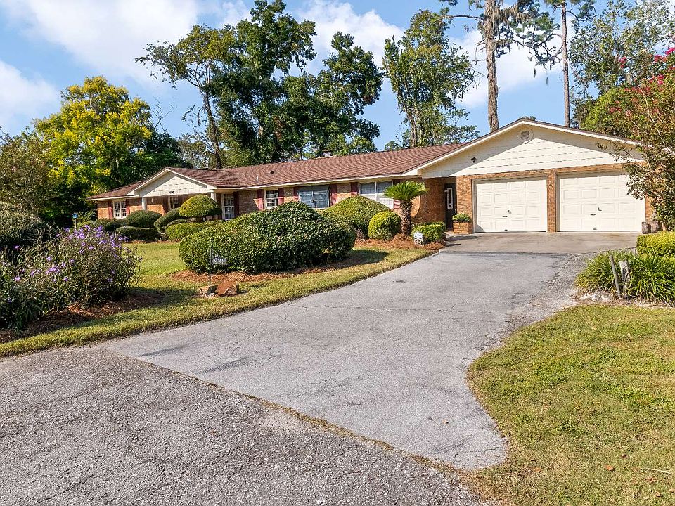 1st image of 998 Pineview Cir SW