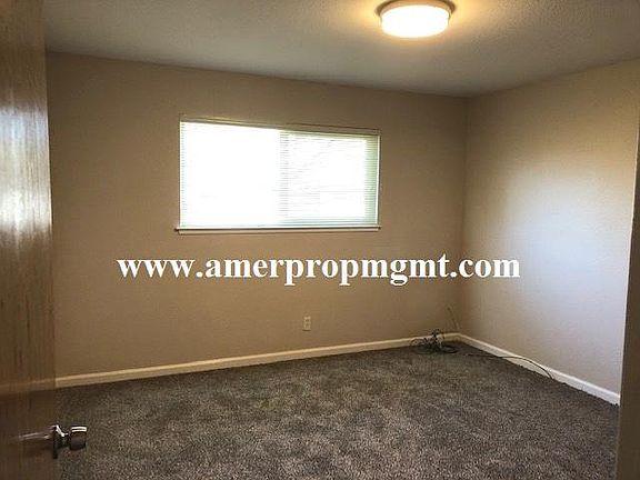 5th image of 812 Seamas Ave