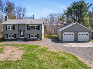 135 Williams Rd, Newport, ME 04953