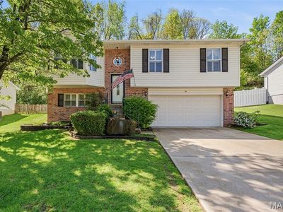 68 Sparrow Point Cir, Fenton, MO, 63026