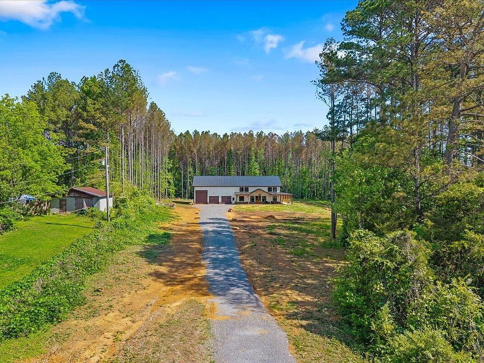 43rd image of 479 County Road 550