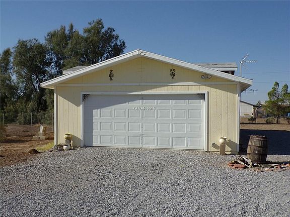 2nd image of 2860 W Prospector Ln