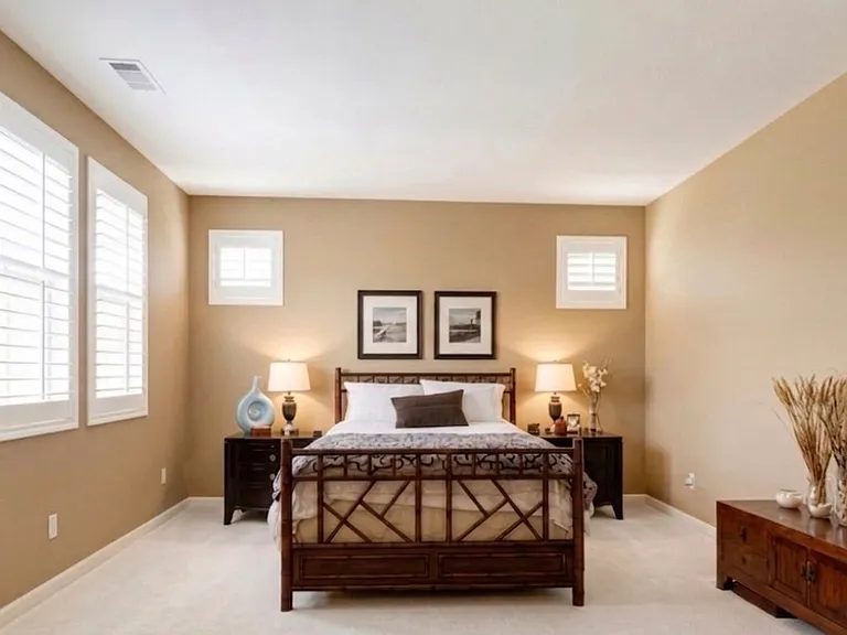 437 Kent Dr — Photo 5