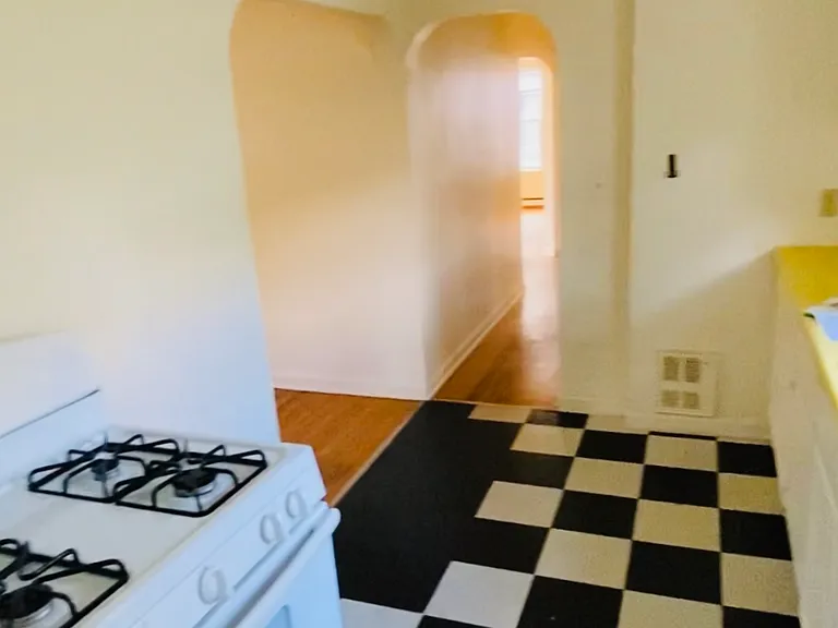 8 Johnson St #A — Photo 21