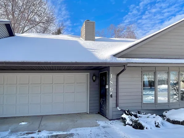 186 Sargent Dr, Red Wing, MN 55066