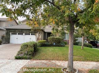 12121 Stonington St, Bakersfield, CA 93312