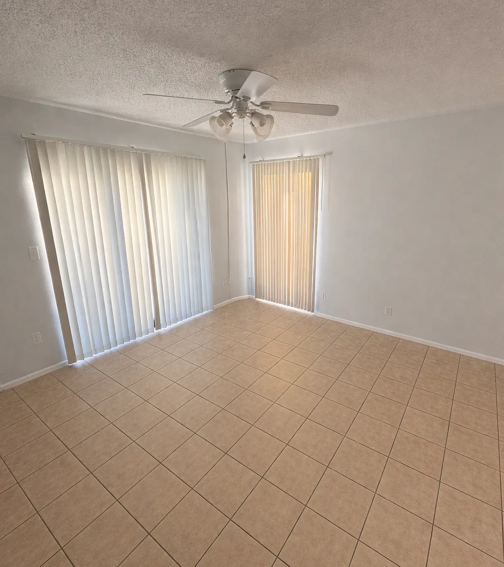 2 bed, 852 sqft, $1,800 — Photo 4