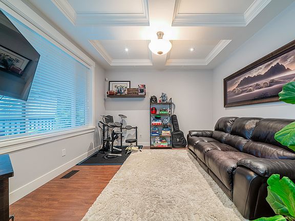 4th image of 13439 235th St