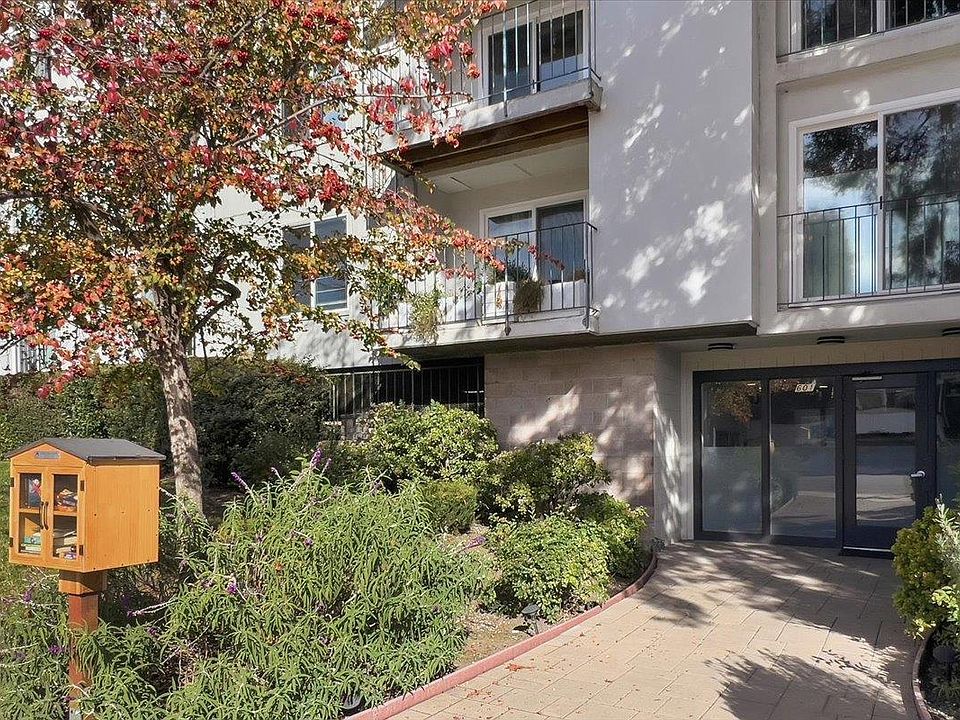 1st image of 601 Leahy St APT 201