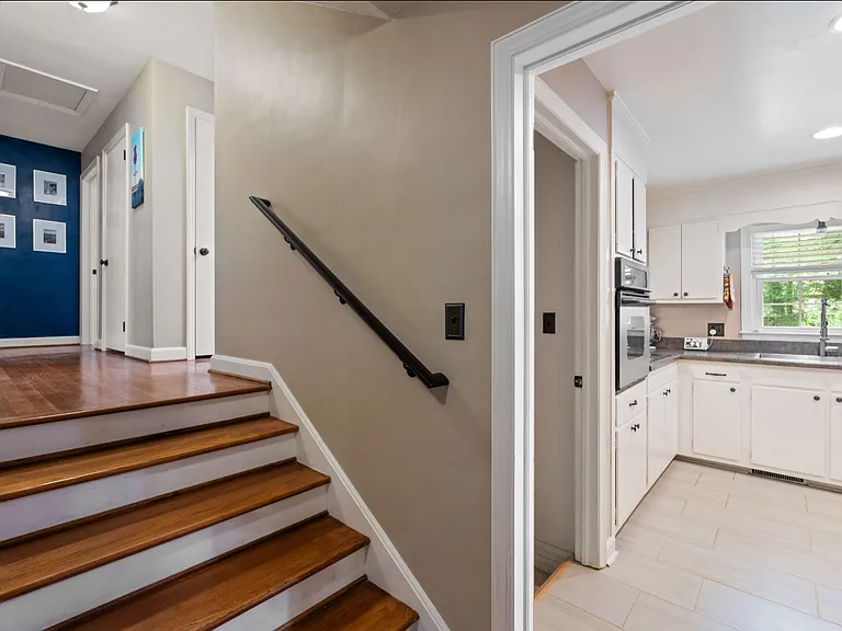 2786 Birchwood Dr — Photo 12