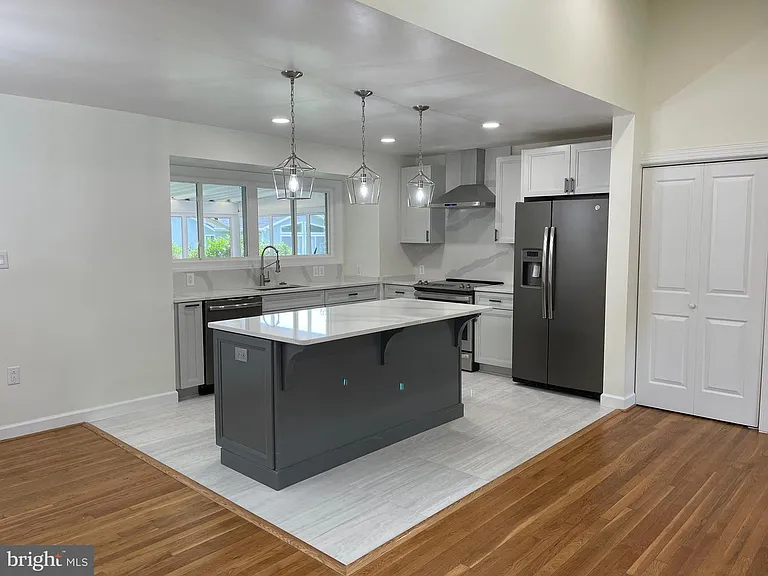 9913 Pomona Dr — Photo 13