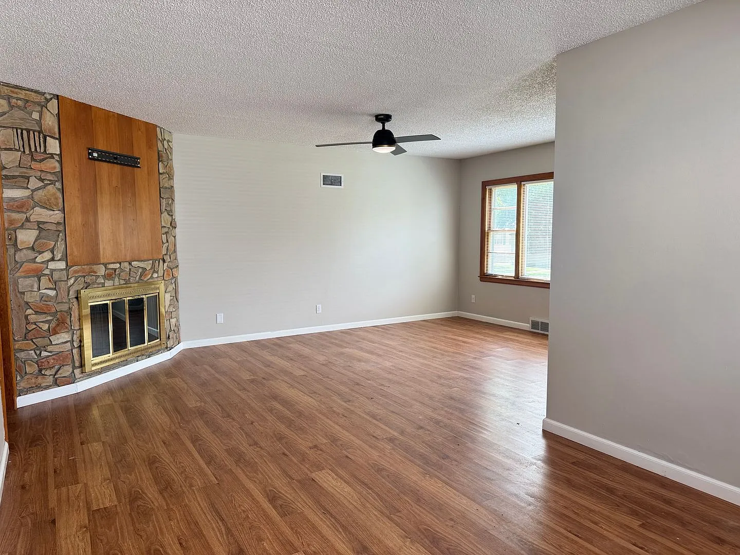 Italian Estates Property Management — Photo 4