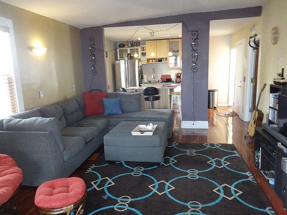 4th image of 14 Africa St #3