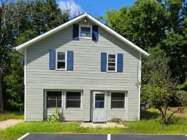 13 Oneida Trl, Glen Spey, NY 12737